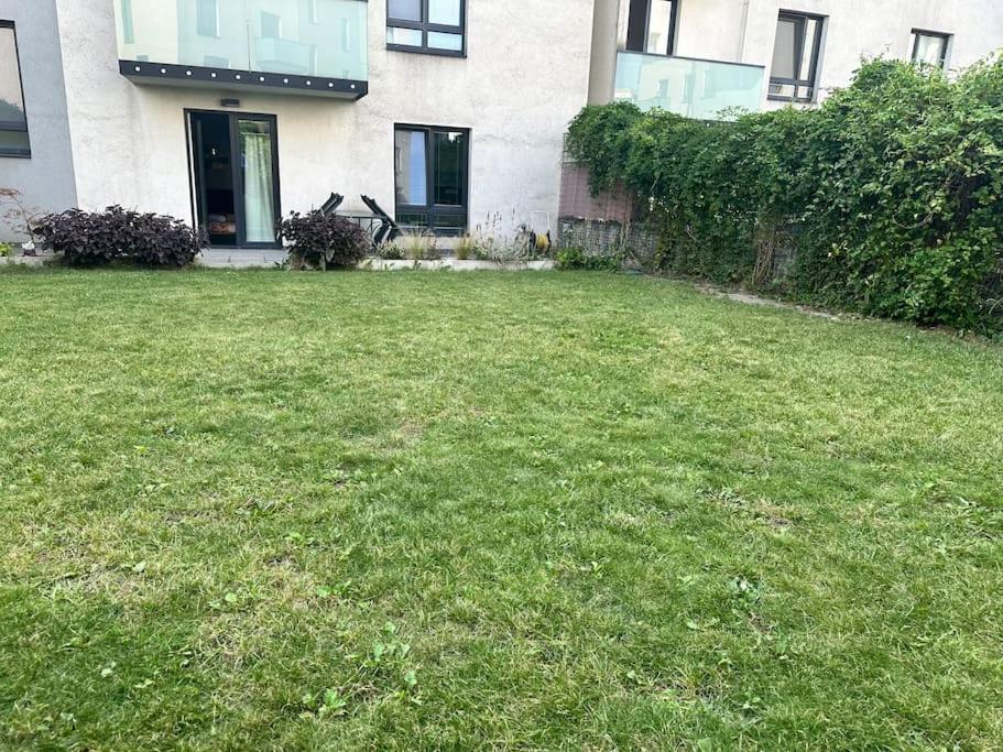 Garden Apartment Karolina Острава Экстерьер фото
